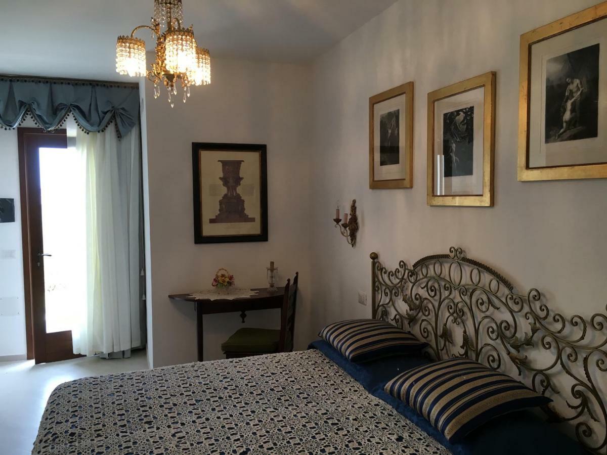 Lu Cuccumiau Country B&B Arzachena Bagian luar foto